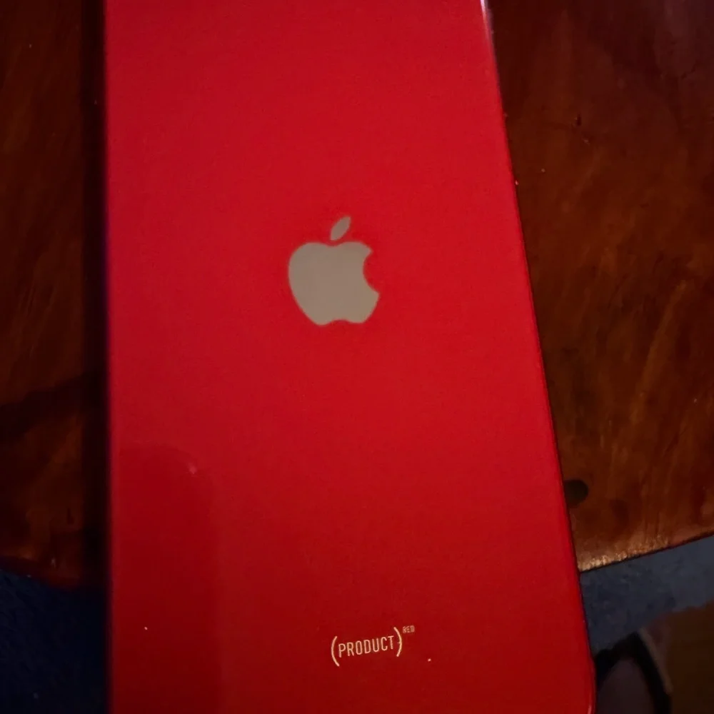 Apple Red iPhone SE 64 GB
